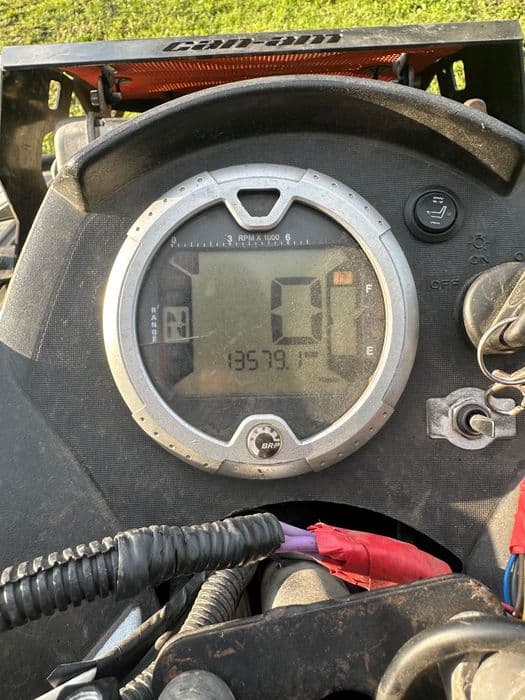 CAN AM outlander 800r