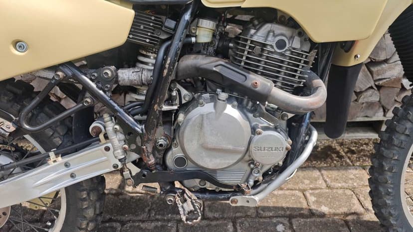 Suzuki DR 350 wersja z rozrusznikiem