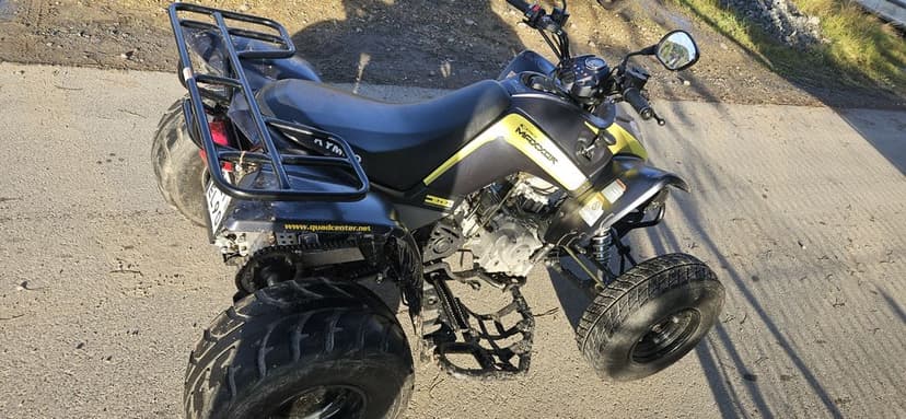 Kymco Maxxer, prawie nowy, zarejestrowany.