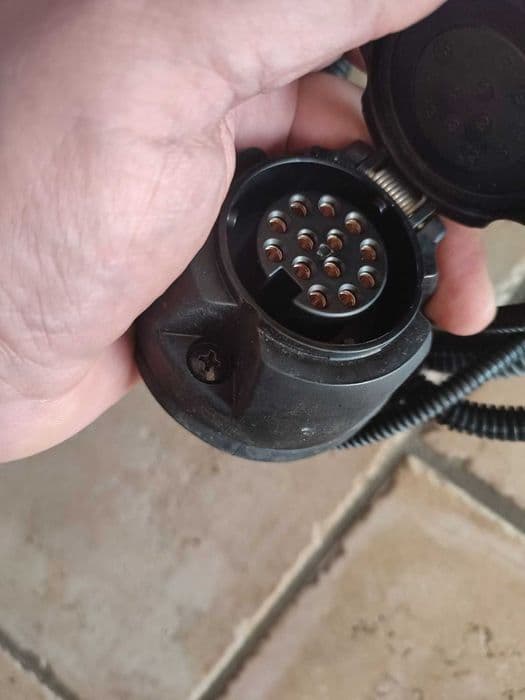 Wiązka haka Nissan Navara