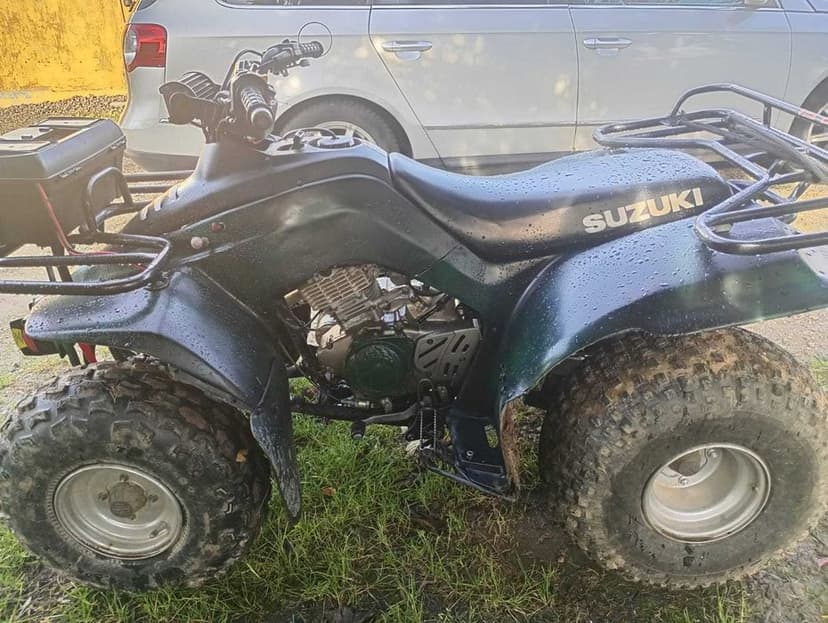Sprzedam quada Suzuki runner