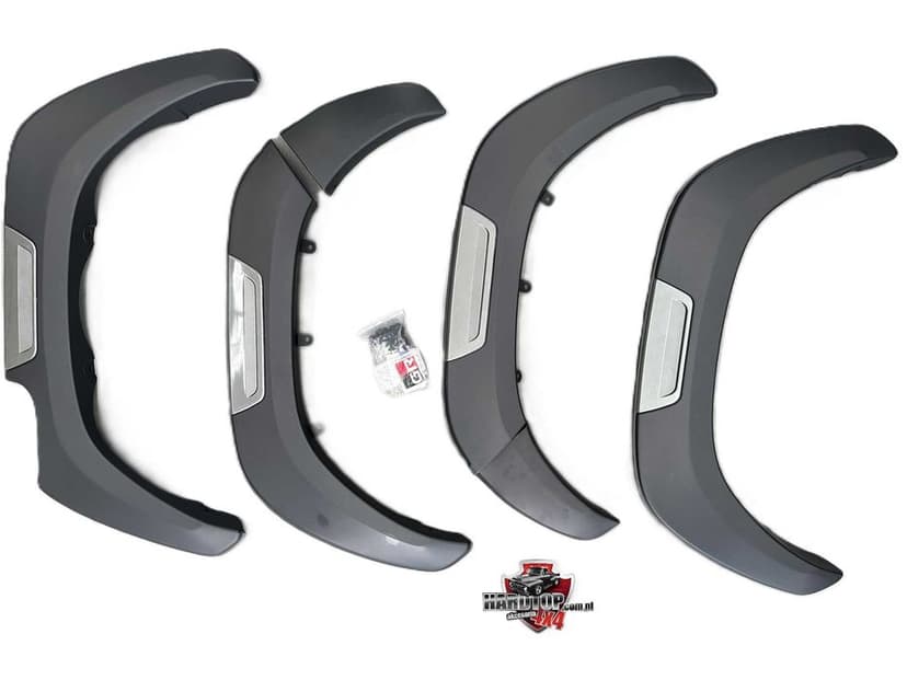 Poszerzenia Nadkoli  Fender Flares- Toyota Hilux Revo  2015 - 2021