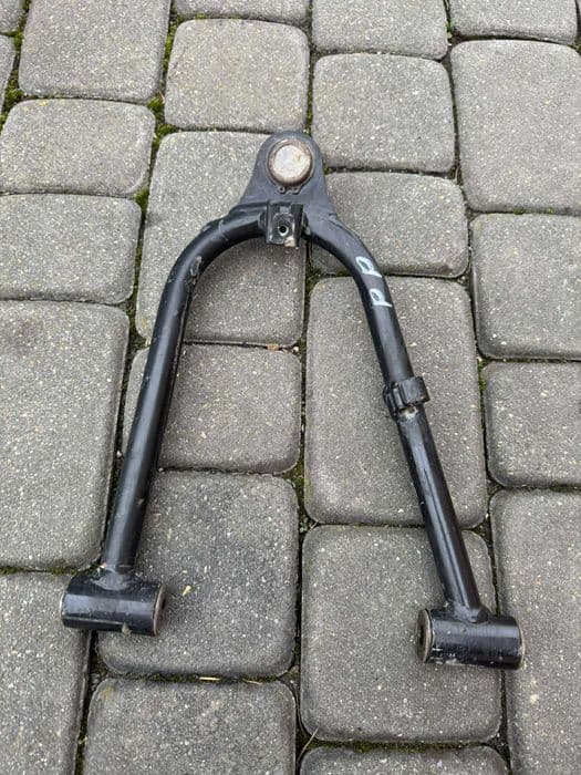 Suzuki LTZ 400 wahacz prawy gorny OEM 2003-2008