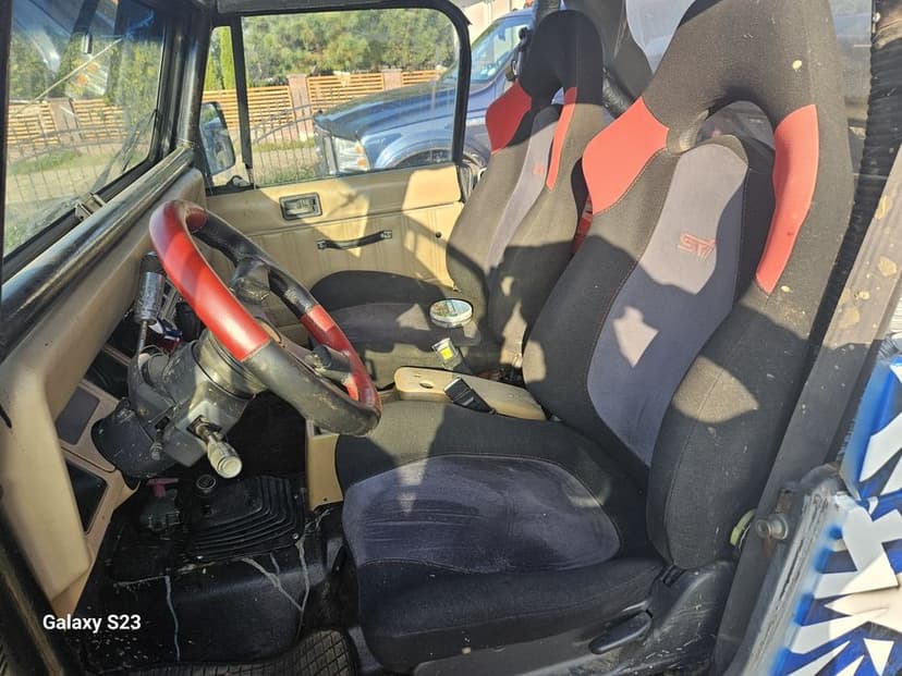 Jeep Wrangler 4.0 off-road mosty Patrol