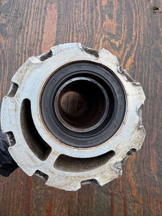 Piasta lozysk osi tyl tylnia mimosrod Kawasaki kfx 450 r 08-14