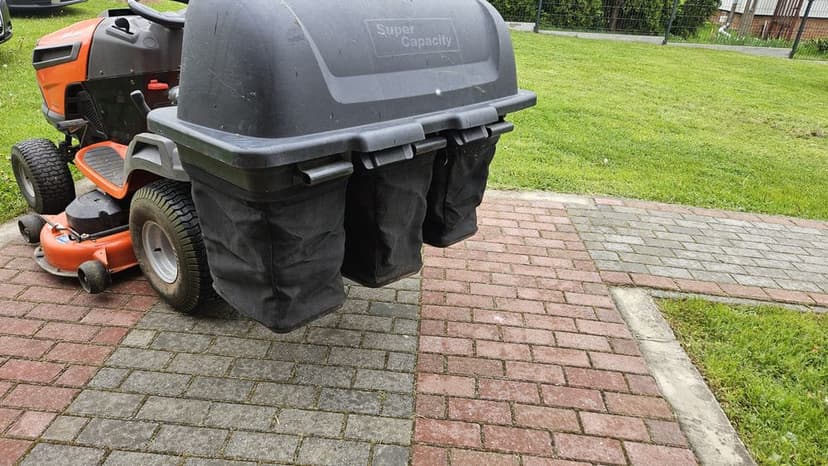 Husqvarna YTH 24V48