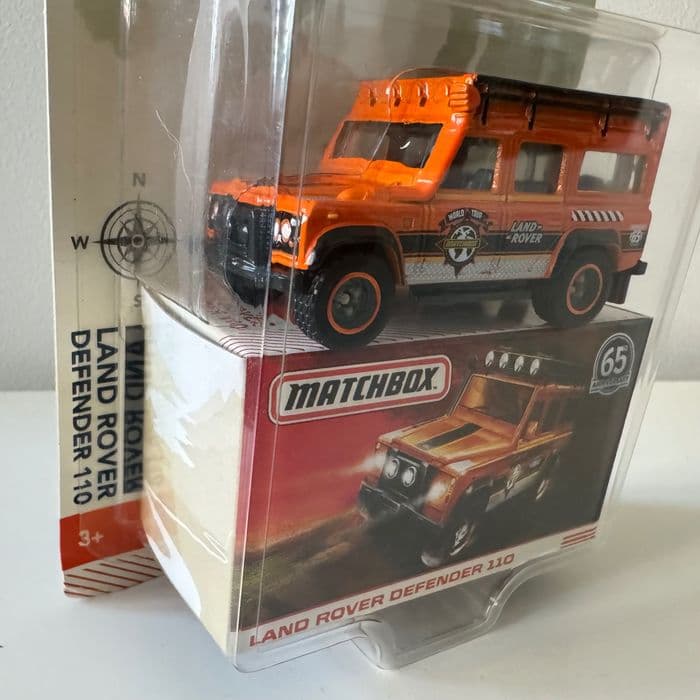 Matchbox Globe Travel LAND ROVER DEFENDER 110 unikat