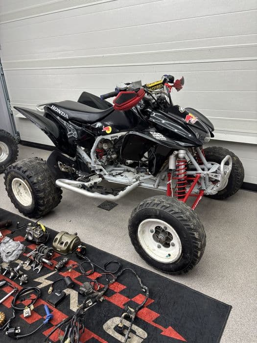 Dawca Części HONDA TRX450R  2005r. Głowica Silnik Skrzynia Stator Magneto Dekiel Moduł Cewka Instalacja