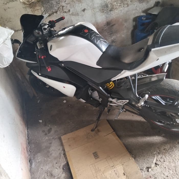 Yamaha yzf r125/50 motorower spalanie 3 litry AM/B opłaty