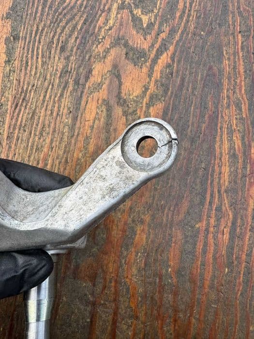 lewa zwrotnica przod przednia zawieszenia kawasaki kfx 450 r 08-14