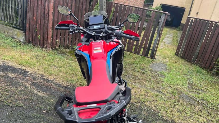 Honda CRF 1100 DCT, rok 2022, przebieg tylko 96 km!!!