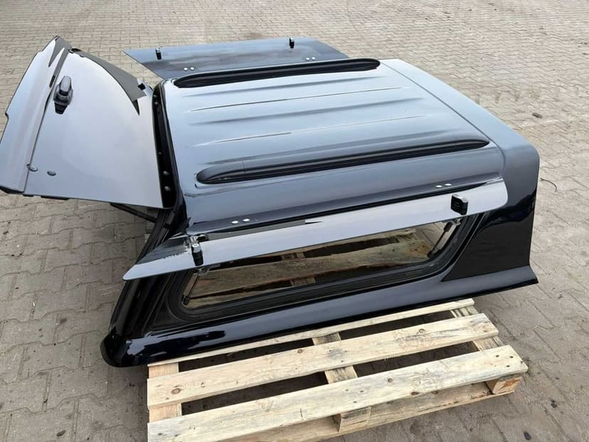 Zabudowa paki hardtop Toyota Hilux 2015/2021 Orginał