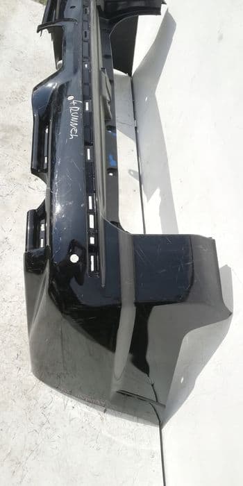 toyota 4runner 10- zderzak tylny tył