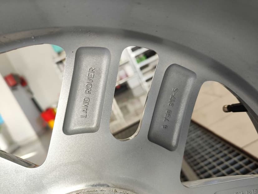 koło Land Rover Discovery