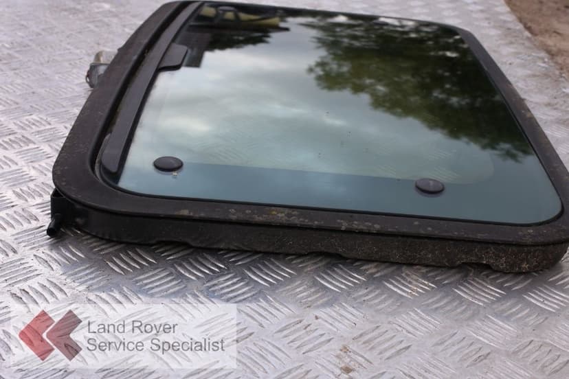 Szyberdach elektryczny Land Rover Discovery 1 Discovery 2
