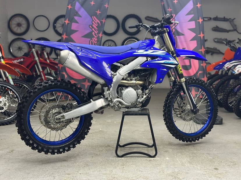 Yamaha YZF 250 cc rok 2025 - 45 mth -
