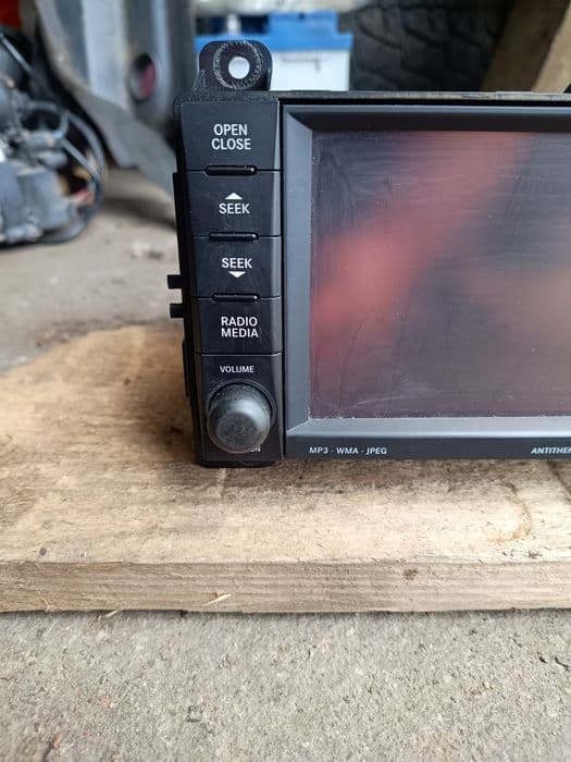 Radio Jeep grand Cherokee WK2 10-15r oryg gwarancja