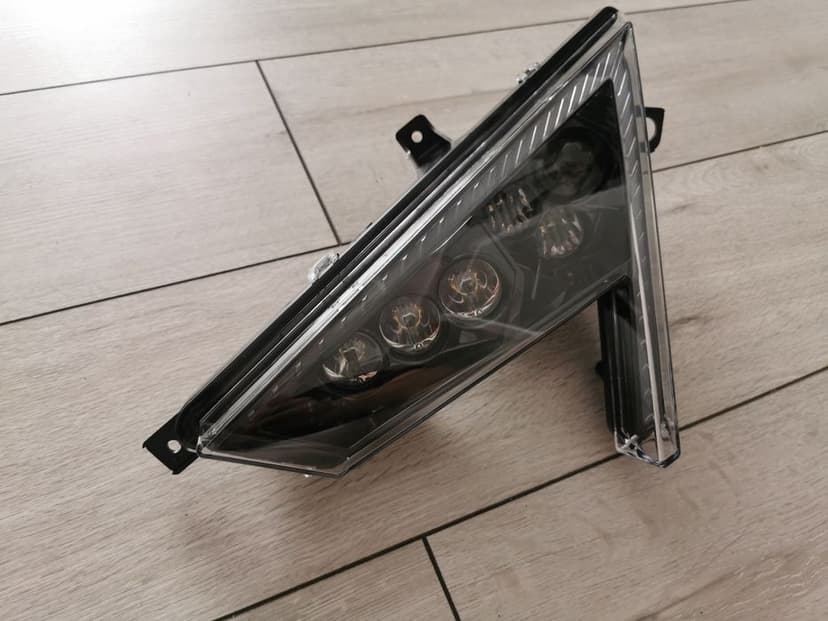 Polaris rzr pro lampa lewa reflektor led przód z kierunkami