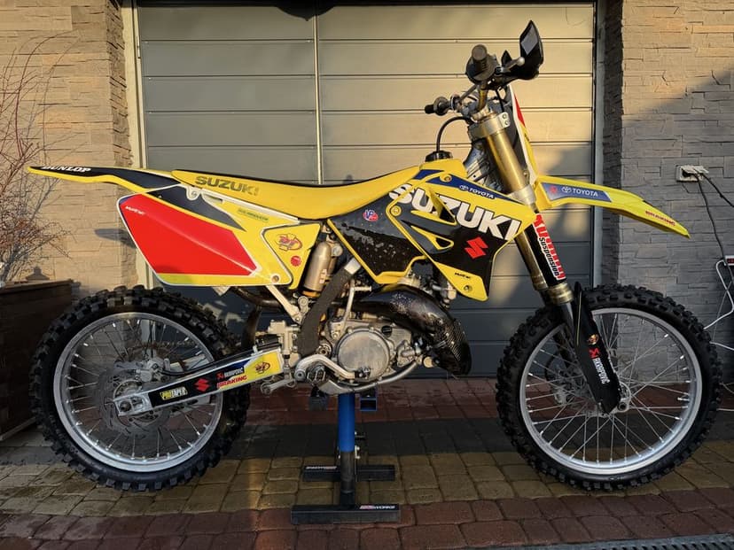 Suzuki RM 125 (yz 125,kx1 25,cr 125, sx 125)