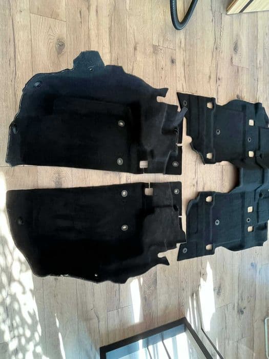 Jeep Wrangler Jl części podłoga , dywan , wykładzina , progi Rubikon