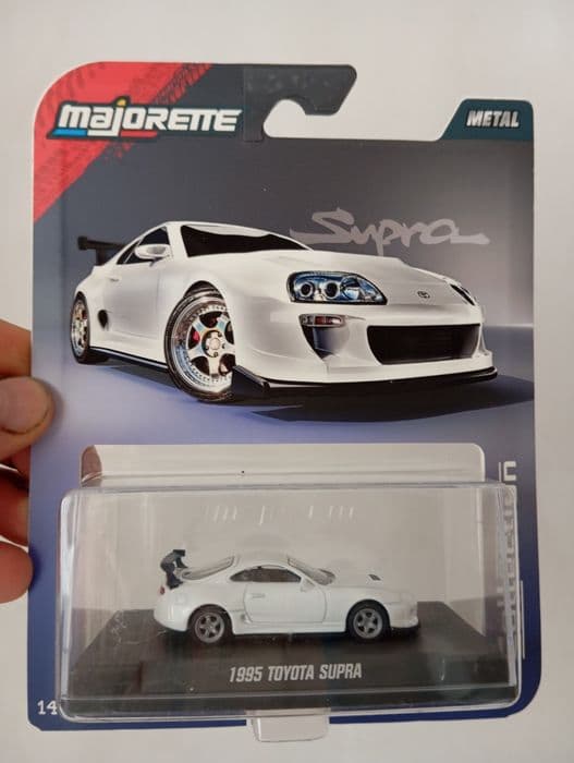 Majorette Collection zestaw Premium Wave 3 - 5 szt. - Porsche 930 , Bugatti , Toyota Supra , Hilux , Bel Air