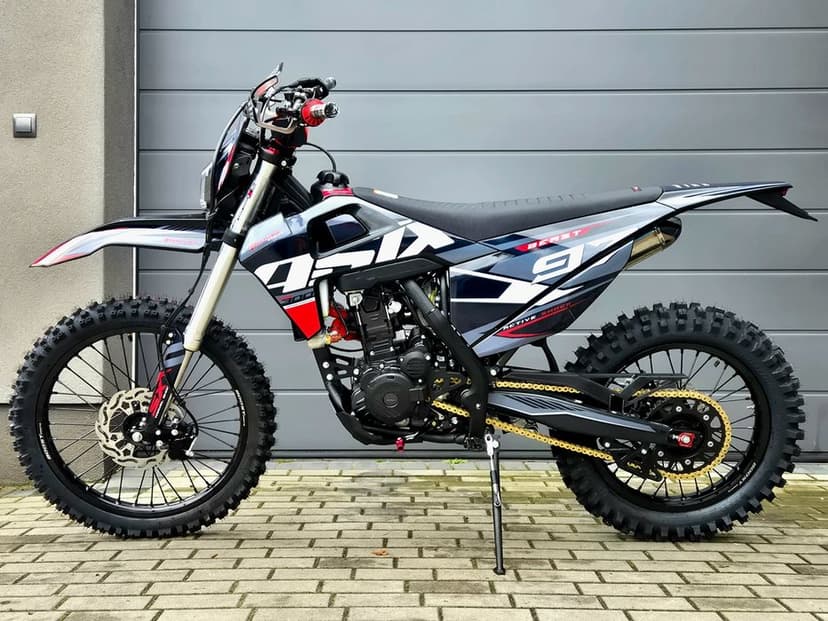 ASIX XT97 300cc ! Full BlACk! Nowy ! Gratisy ! CHŁODNICA CIECZY !