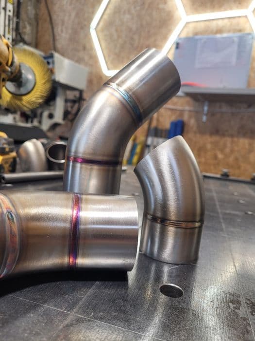 Środkowa sekcja muffler delete, przelot, Dodge Durango Jeep Cherokee