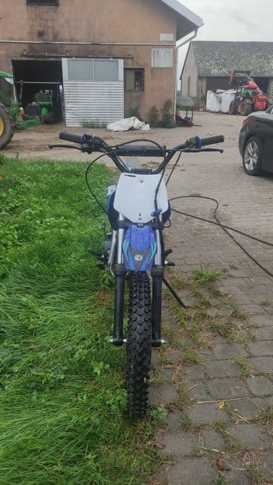 Sprzedam Cross Barton db125 4t