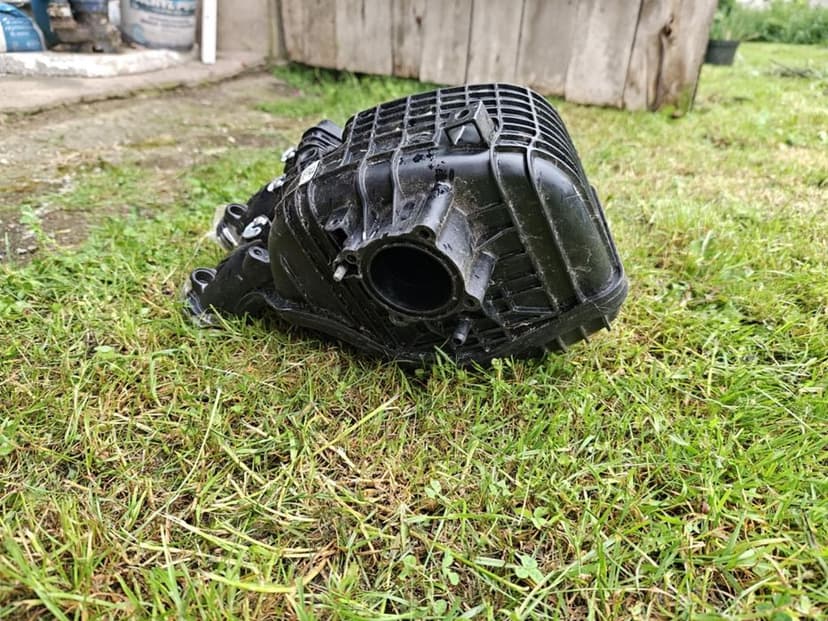 Polaris rzr 1000 airbox obudowa filtr powietrza osłona owiewka