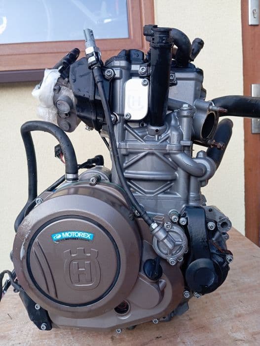 Husqvarna 701 SM 21r. Silnik swap koła felga lagi pompa kierownica set