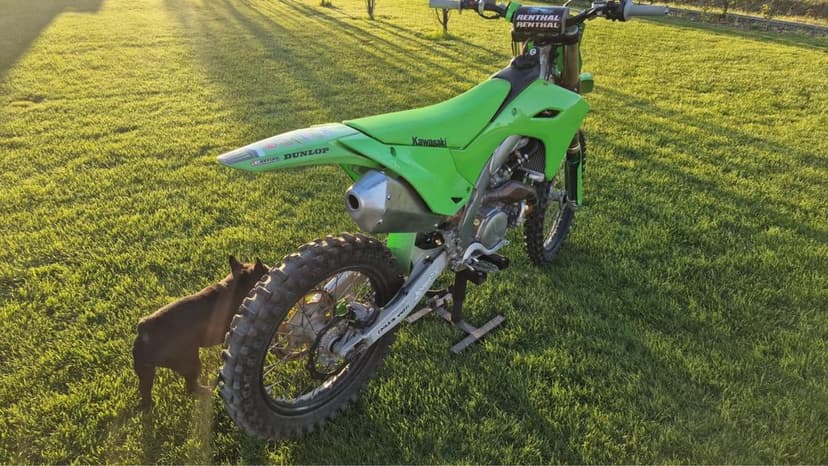 Kawasaki KX450F 2024 mapy, trakcja, sztos!