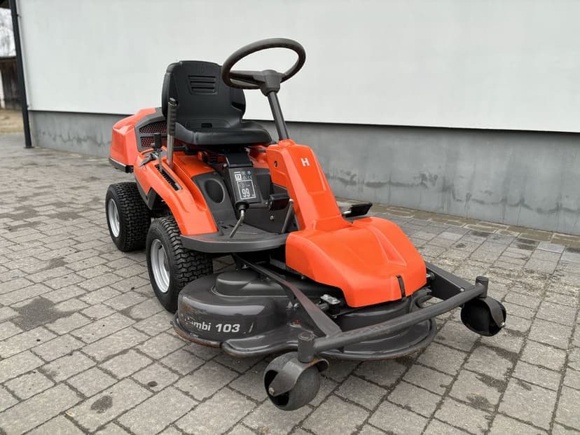 Kosiarka Tarktorek Husqvarna Rider R 320 AWD 103 cm