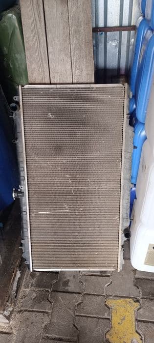 Pokrywa silnika, obudowa chłodnicy, chlodnica nissan patrol zd30