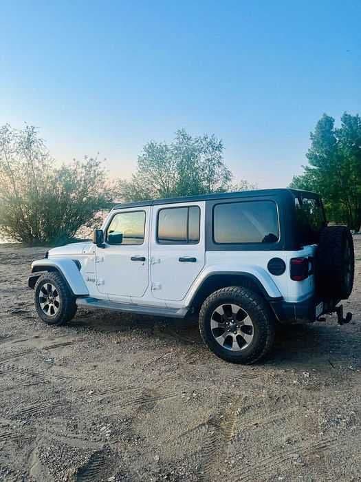 Jeep wrangler JL sahara 3.6l