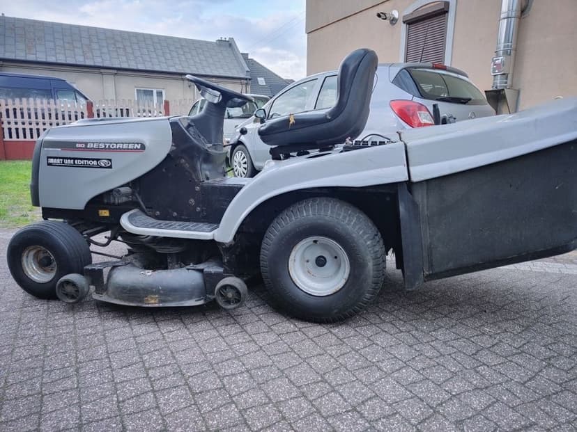 DUŻY•TRAKTOREK•KOSIARKA• Husqvarna •SUPER•STAN•po serwisie gotowy do pracy