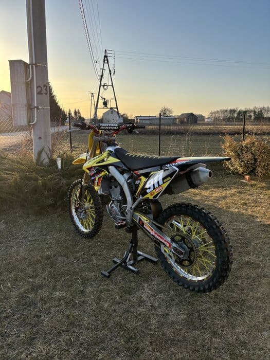 Cross Suzuki rmz 250