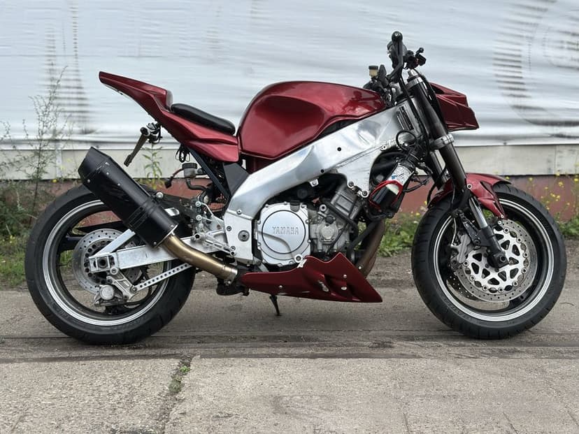 Yamaha YZF FZR 750  Street Fighter Nowe Opony Stunt