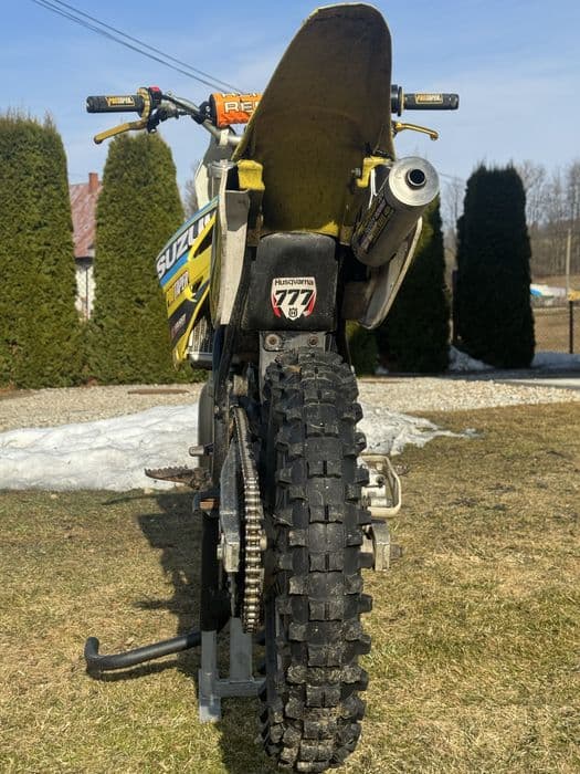 Suzuki rm 85 (sx,kx,yz,cr)