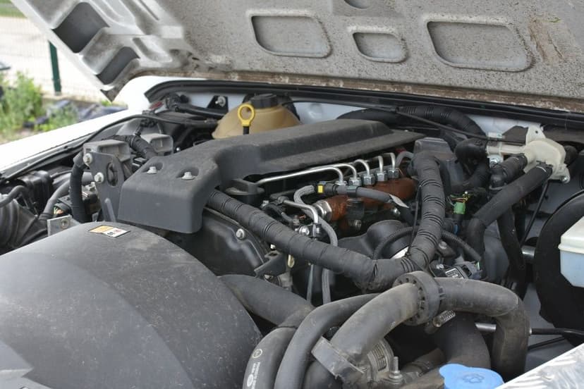 Silnik 2,4 TD4 Goły słupek Land Rover Defender 07r.-11r.