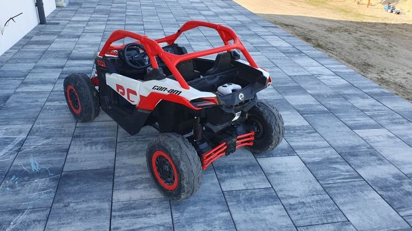 Auto na akumulator buggy CAN AM Maverick 3 dla dzieci dwuosobowe