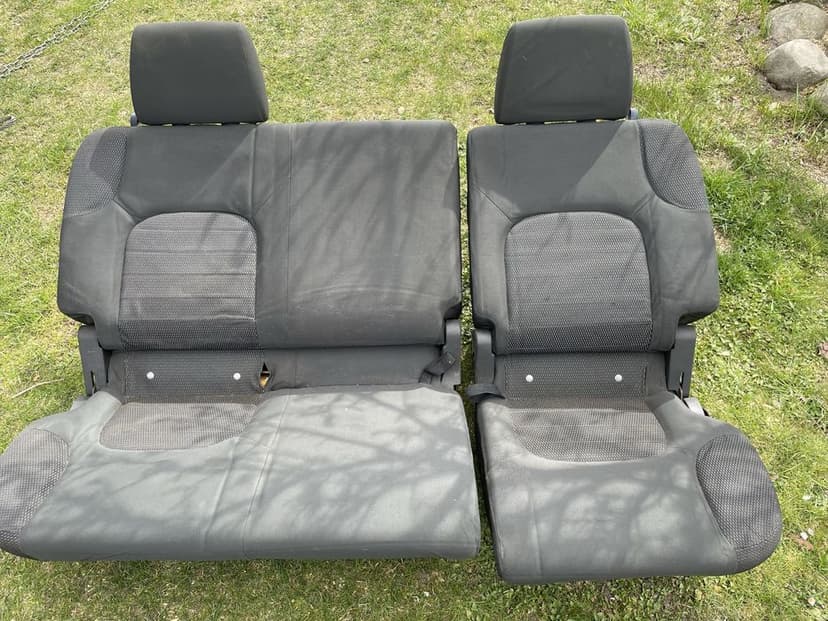 Fotele nissan navara d40