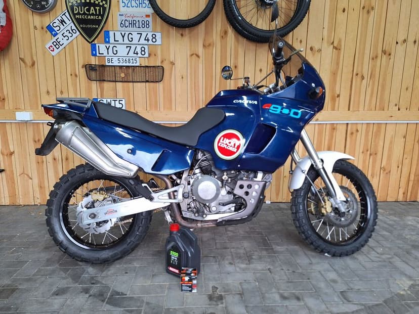 Cagiva elefant 900se nie ducati 900ss africa twin