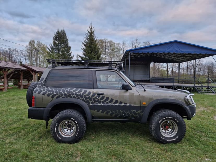 Nissan Patrol Y61 2.8 Turbodiesel Klima 4x4 Reduktor Diff lock Lift Krótki