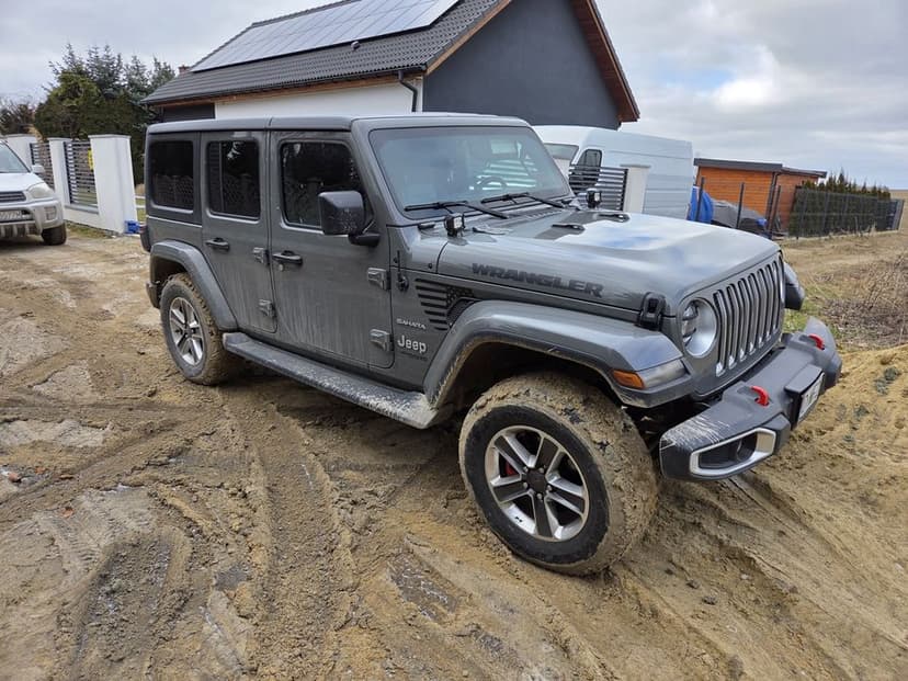 Jeep Wrangler Sahara 3.6v6