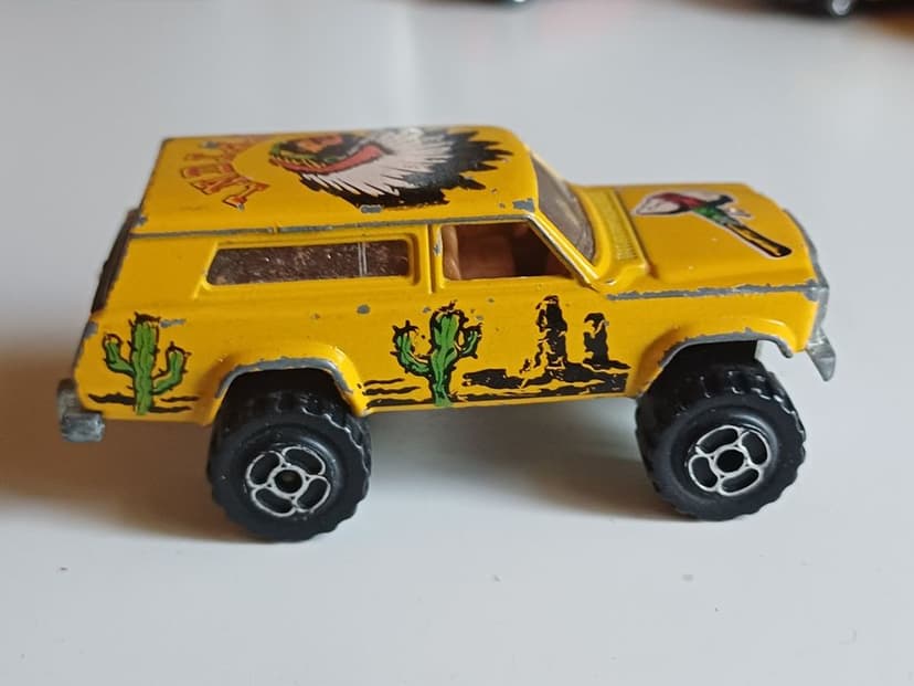 Majorette Jeep Cherokee 236