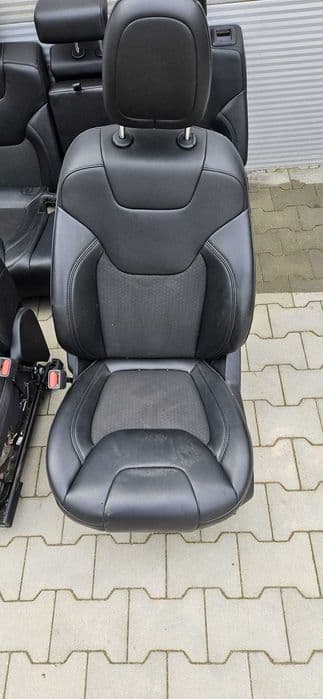 fotele kanapa komplet tapicerka Jeep Cherokee KL 19r