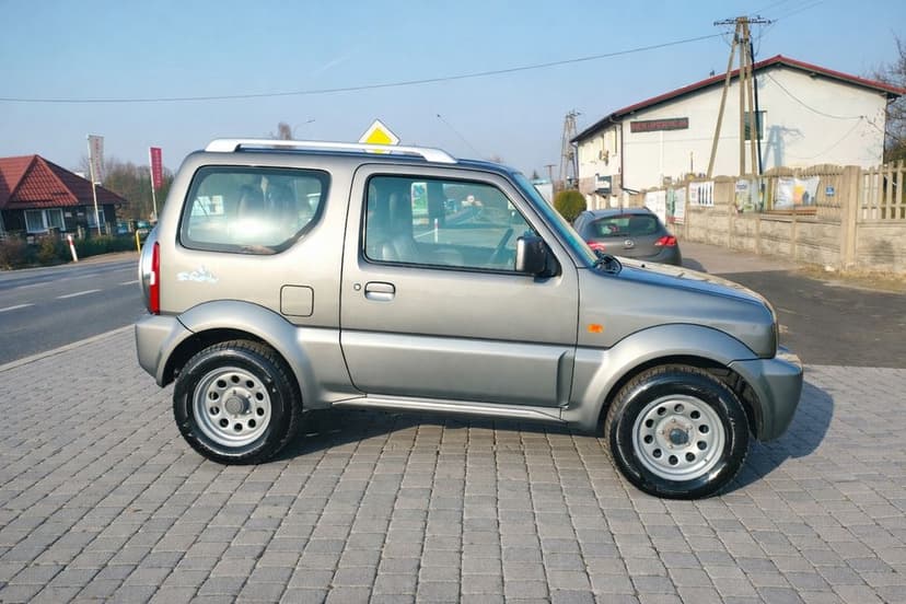 Suzuki Jimny 1.3 Benzyna 2006 rok  4x4 Mała terenówka!!!