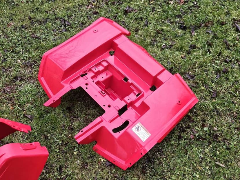 Plastiki Owiewki Yamaha Grizzly 600 YFM 600 Plastics nowe