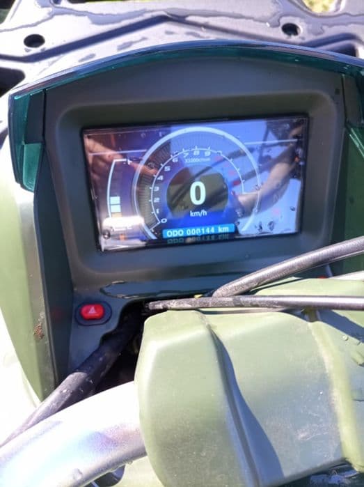 Quad Asix , wymiata jak burza :)