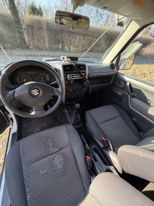 Suzuki jimny 4x4 offroad plug